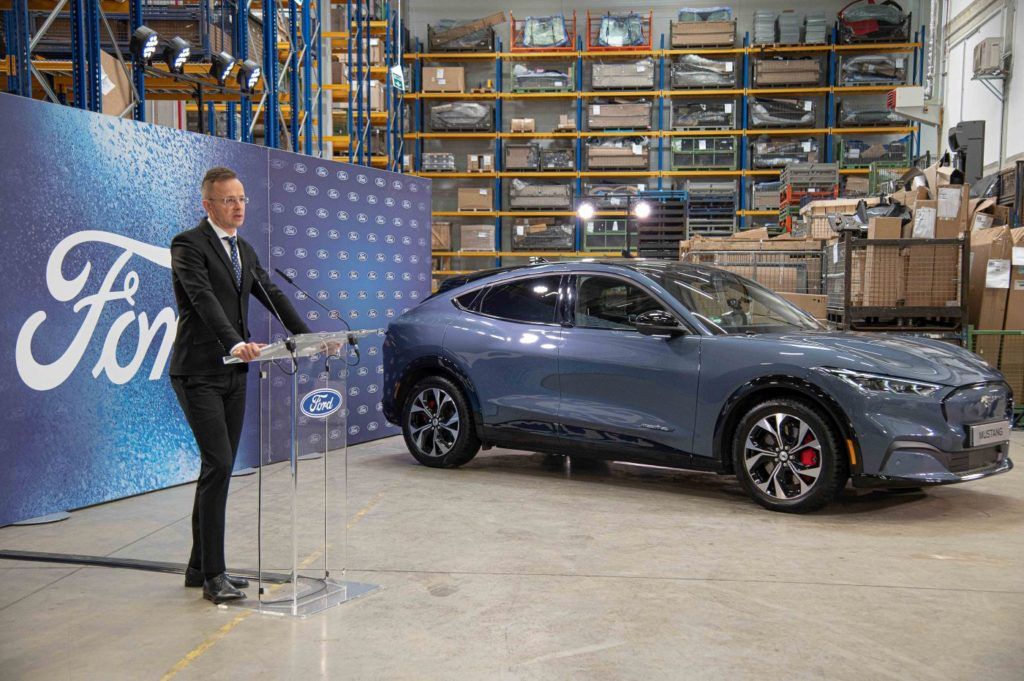 Regionális alkatrészellátó bázist nyitott a Ford Biatorbágyon