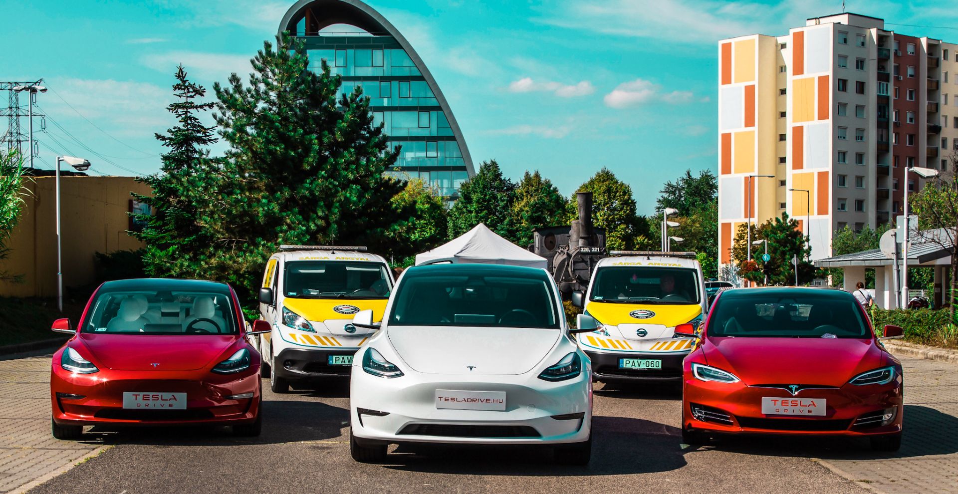 A Magyar Autóklub Nyílt Napot tartott a tradíció és az innováció jegyében