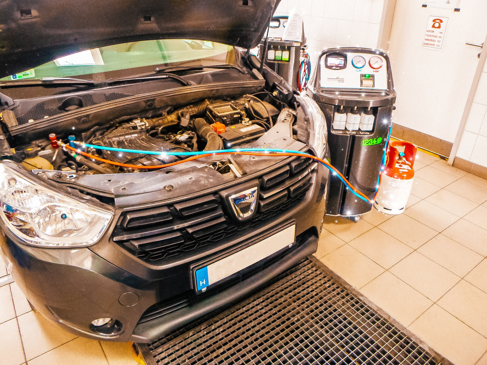 Megérkezett az új típusú hűtőközeg töltésére alkalmas klímatöltő!