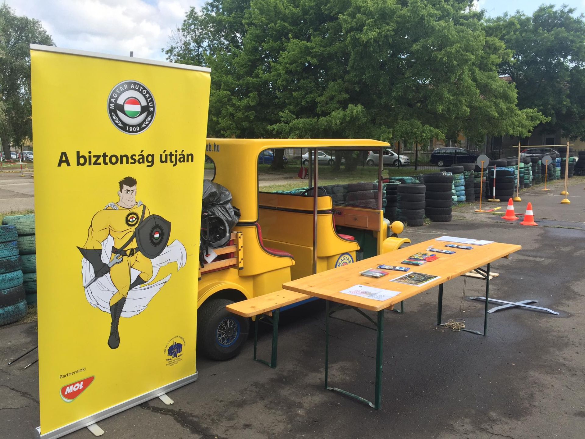 Gyereknapi rendezvény a MAK Közlekedésbiztonsági Parkjában