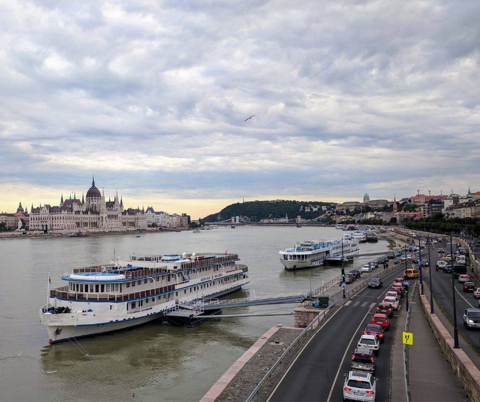 Töltse ki kérdőívünket!