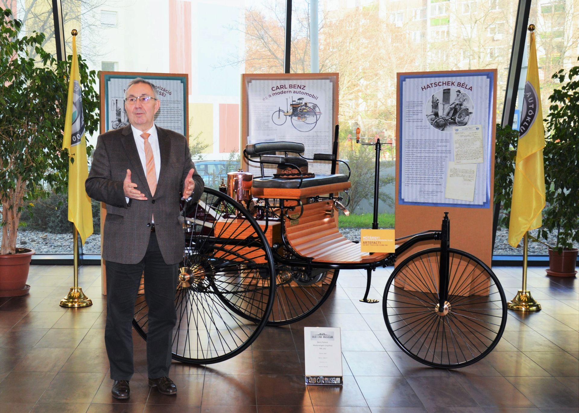 Különleges kiállítással emlékezünk